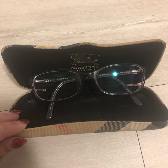 Authentic Burberry Prescription Glasses - Picture 2 of 7